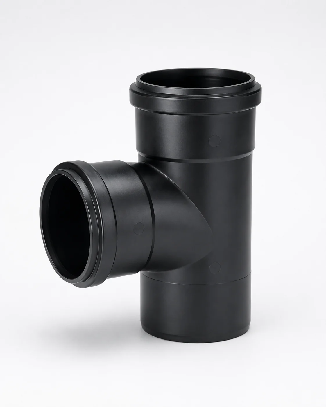 Conexão Tee DN75 produzida por injeção